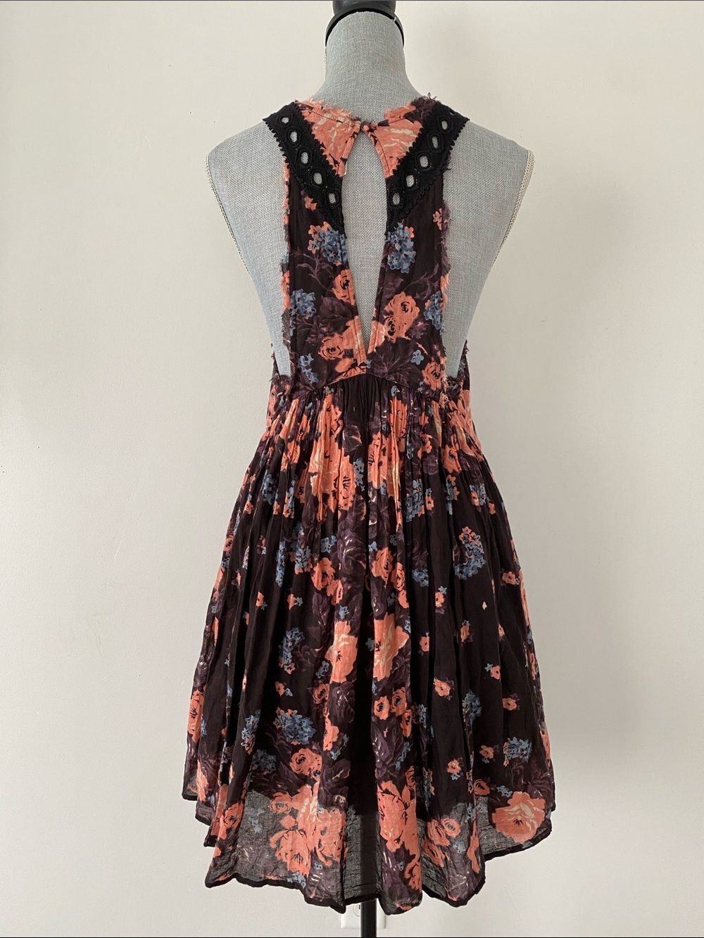 Free People Burgundy & Coral Floral Open Back Babydoll Dress Sz M Lace Boho Chic - Picture 5 of 14